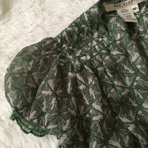 Max Studio bird pattern blouse - Picture 7 of 9